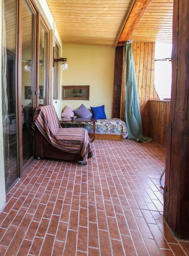 Natia'S Apartment On Dadiani St. Tbilisi ภายนอก รูปภาพ