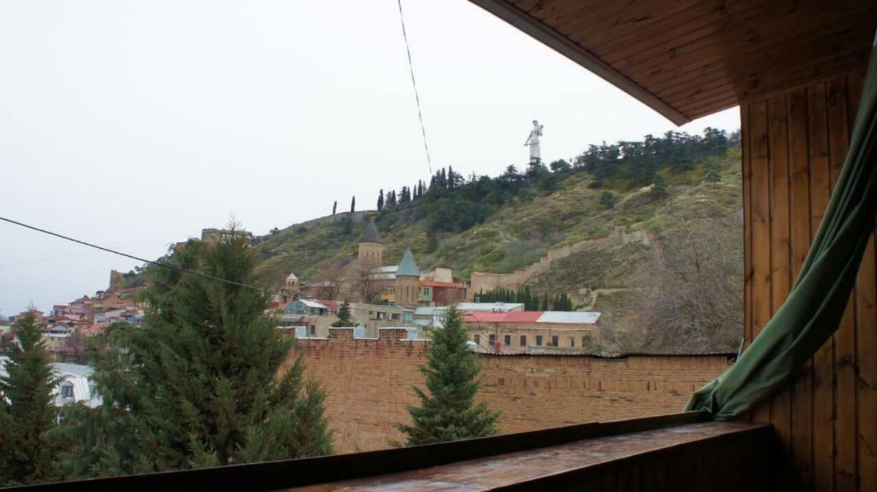 Natia'S Apartment On Dadiani St. Tbilisi ภายนอก รูปภาพ