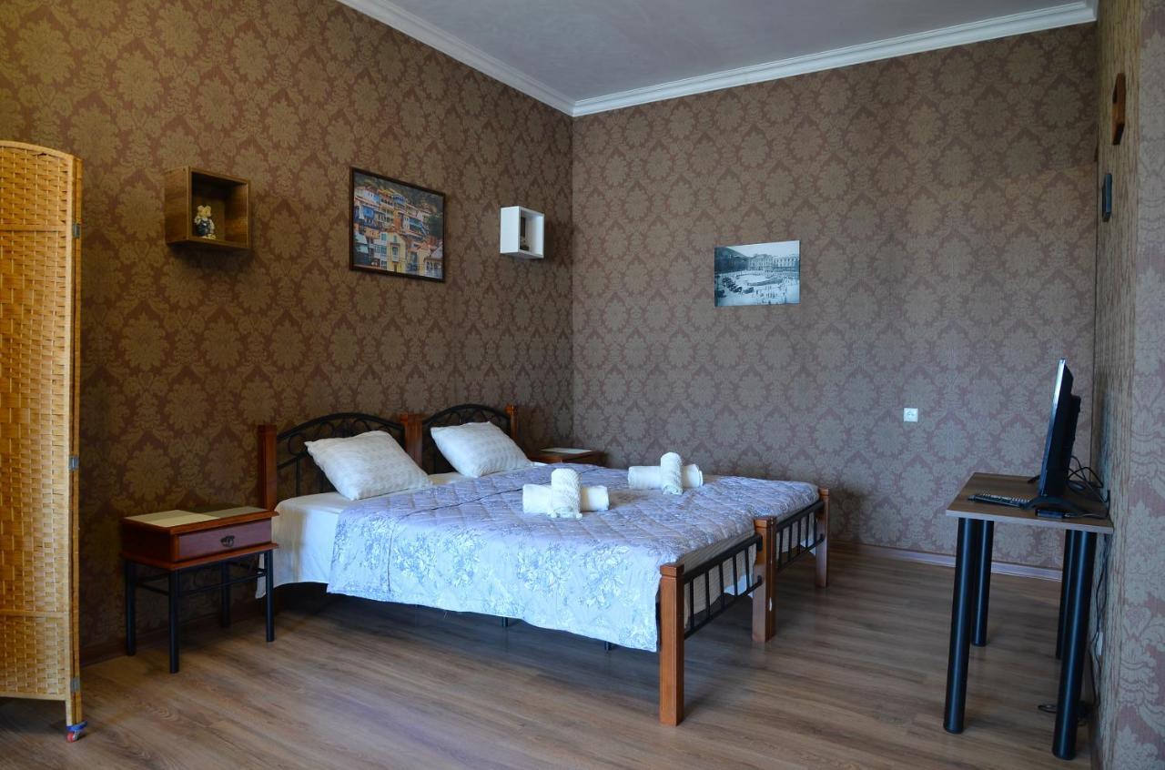 Natia'S Apartment On Dadiani St. Tbilisi ภายนอก รูปภาพ