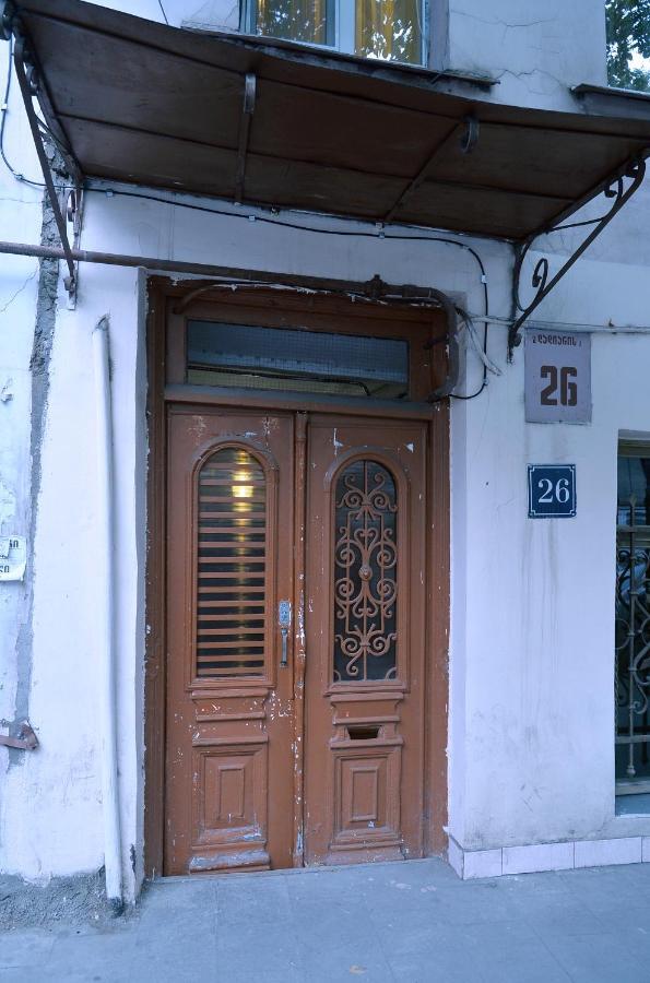 Natia'S Apartment On Dadiani St. Tbilisi ภายนอก รูปภาพ